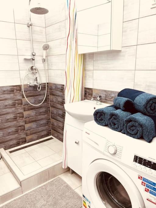 Apartment Westend Warm & Cozy Budapest