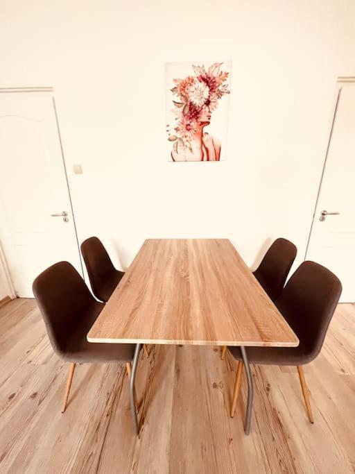 Westend Warm & Cozy Apartment