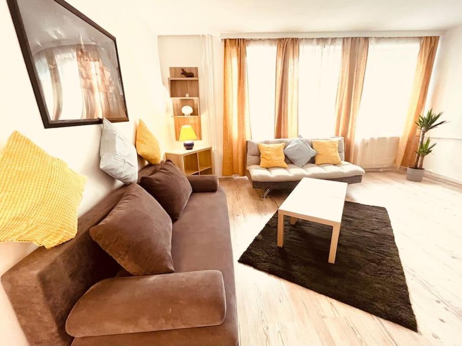 Apartment Westend Warm & Cozy *